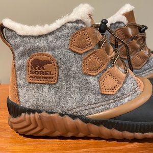 Girl’s Sorel Boots